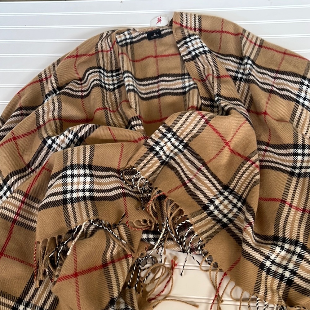 V.FRAAS Women’s Brown Plaid Kimono One Size NWT